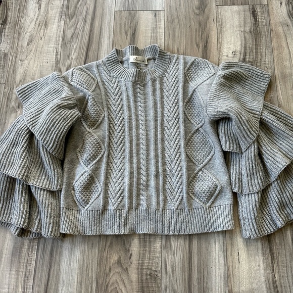 Chicwish Womens Cable Knit Sweater Dramatic Knit Ruffle Sleeves Gray Size M - Picture 1 of 9